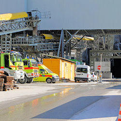 Emergency equipment at tunnel entrance