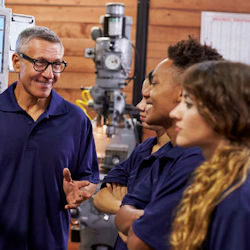 Image of safety trainer introducing himself to employees