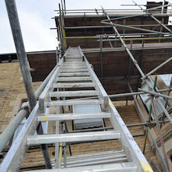 Ladder providing adequate access to scaffold