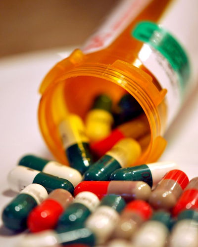 Image of perscription drugs in container